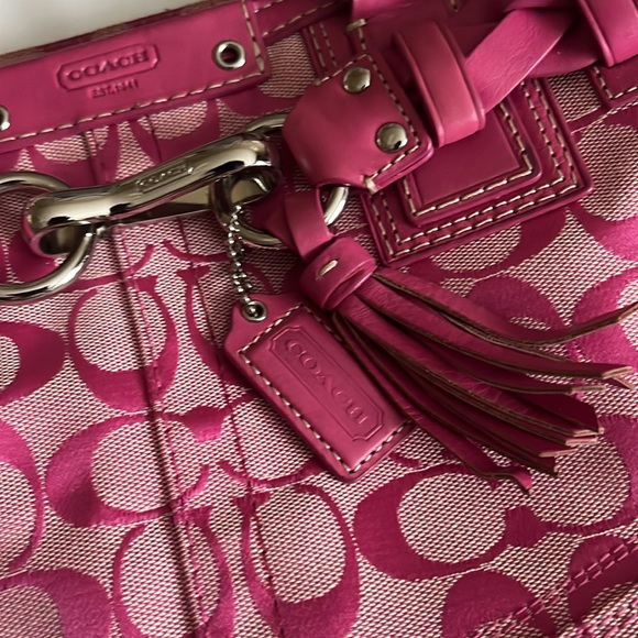 Coach Bag Hot Pink with Braid - Picture 3 of 7